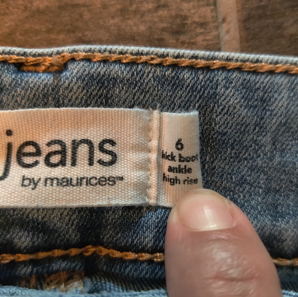 Maurices high rise M jeans - Picture 2 of 5